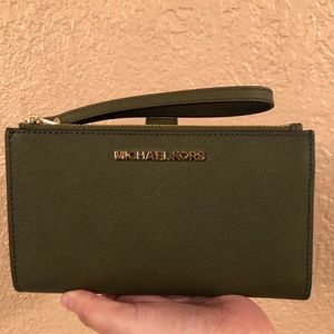 -SOLD- Michael Kors Double Zip Wallet